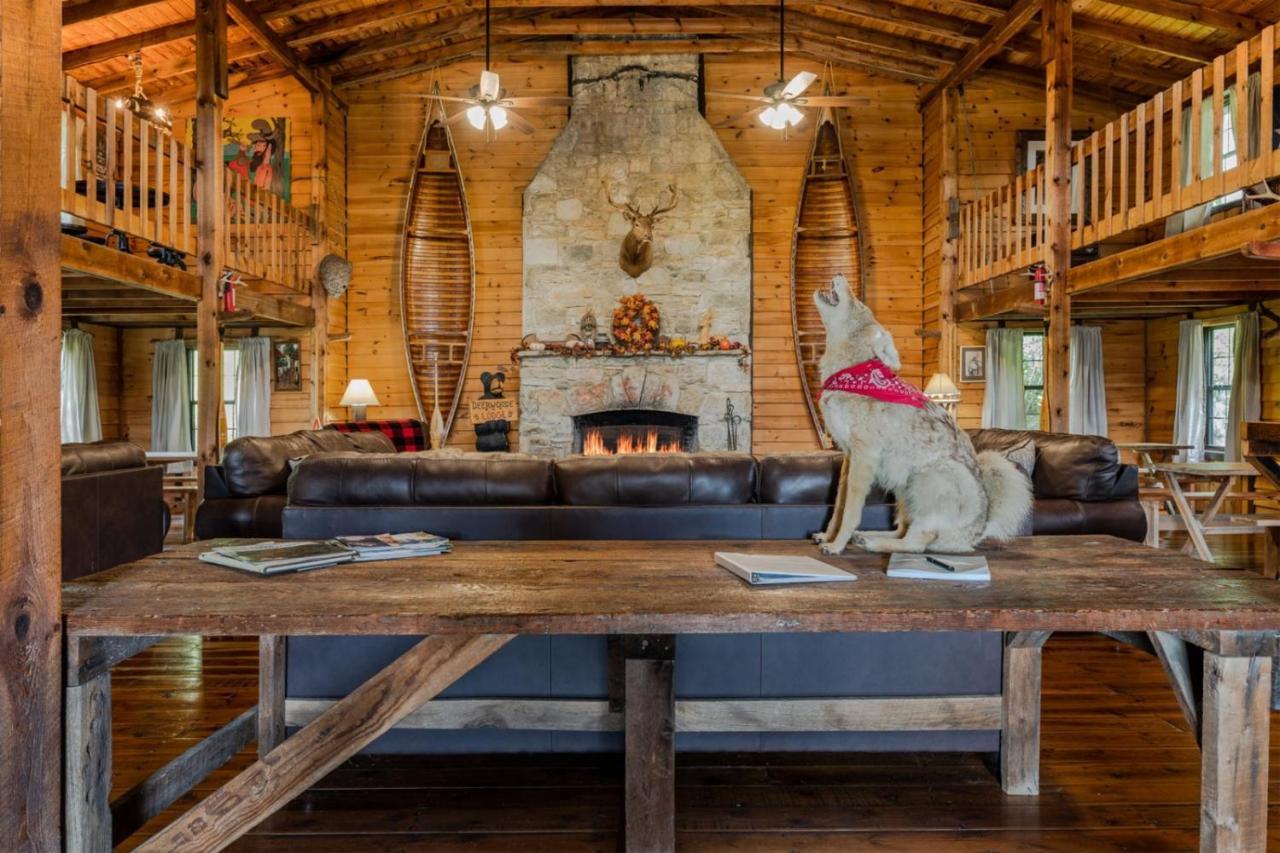Coyote Lodge At Deerwoode Reserve Brevard Exterior photo